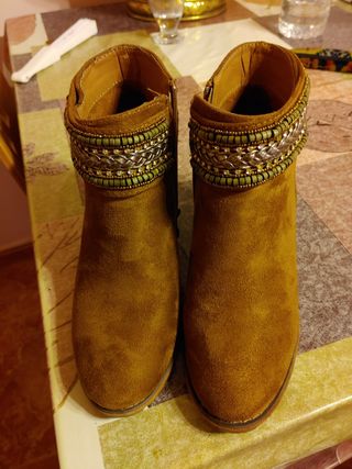 Botines marrones