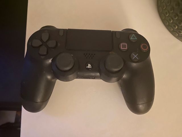 ps4 + mando + 7 juegos