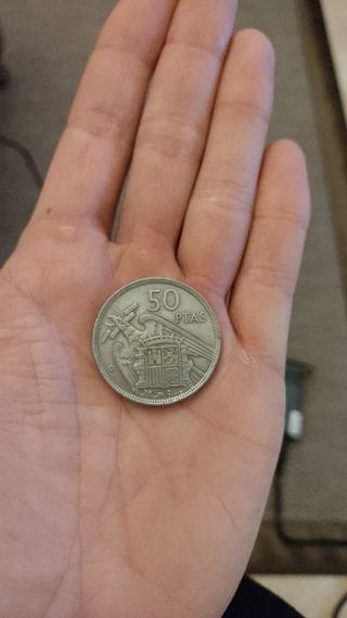 Moneda 50 pesetas Franco 1957