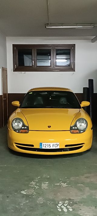 Porsche 911 2000