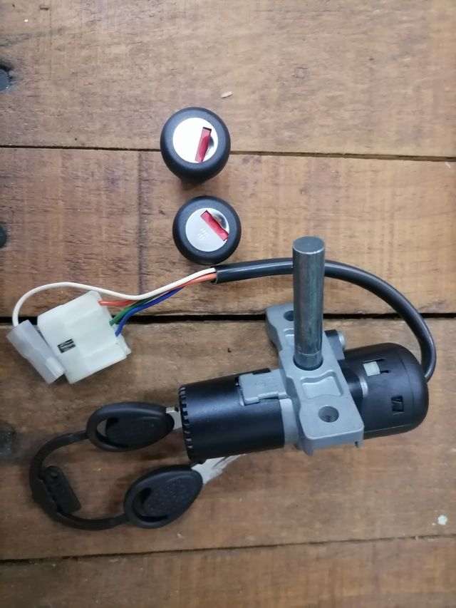 Piezas nuevas, sueltas de aprilia y rieju