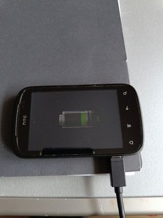 Telefono movil HTC