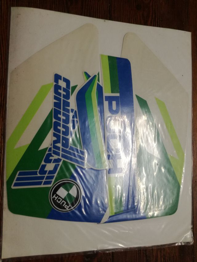 Jg de pegatinas moto puch