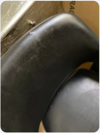 2 Sillas - Butacas cuero