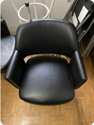 2 Sillas - Butacas cuero