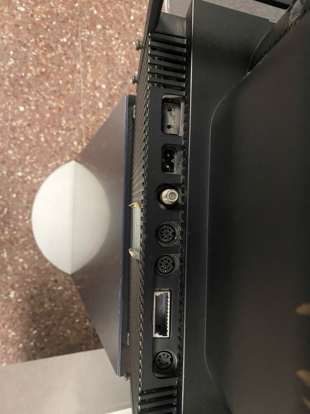 BANG OLUFSEN BEOCENTER 300ALTAVOCES BEOLAB 4000