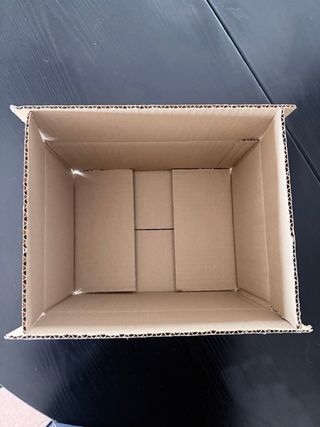 Caja de cartón SOLAPAS (28x21x14cm) CANAL SENCILLO