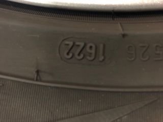 Pareja Neumaticos 215/65 R16 98H Pirelli