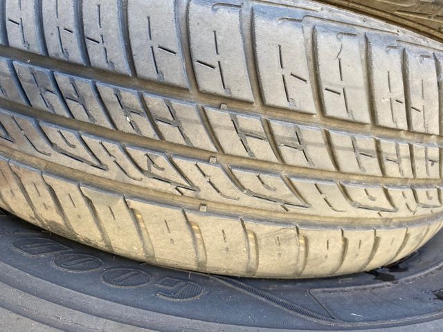 Neumaticos 175/65 R 14 82T