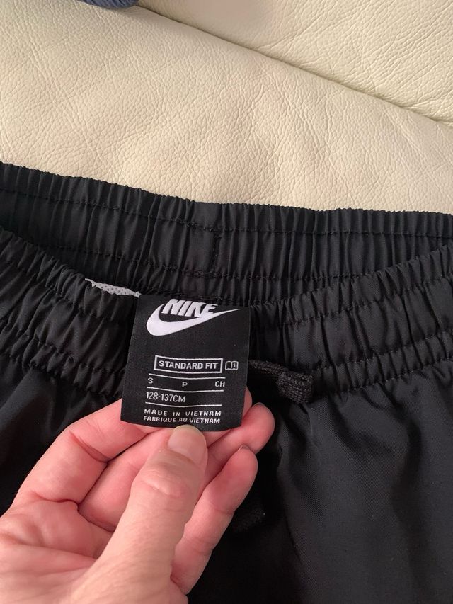 Pantalón corto Nike 128-137 cm (aprox. 10-12 años)