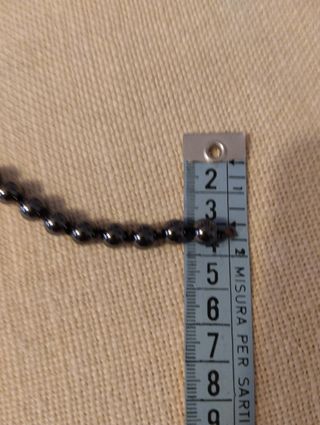 Collana in ematite e gancio in argento . Vintage