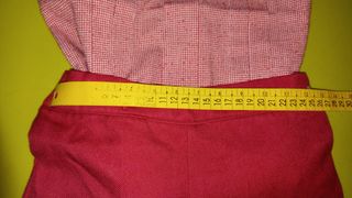 Conjunto. dos piezas. Pantalones cortos y camisa. 