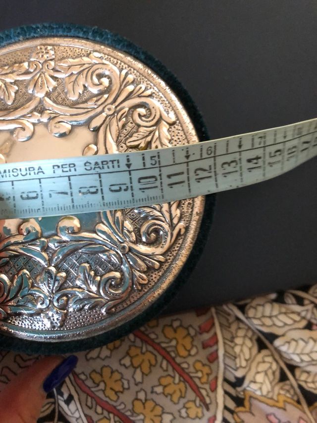 portagioie in velluto e argento