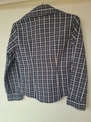 Camisa de cuadros pequeños marrones