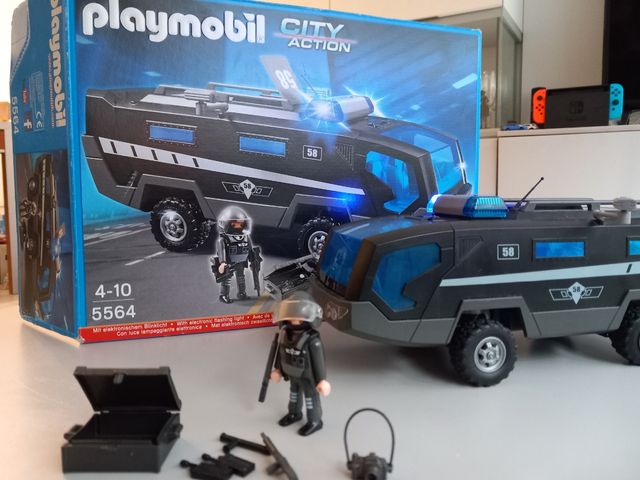 PLAYMOBIL CITY ACTION POLICIA.