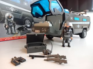 PLAYMOBIL CITY ACTION POLICIA.