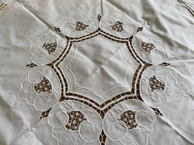 set centrotavola a intaglio