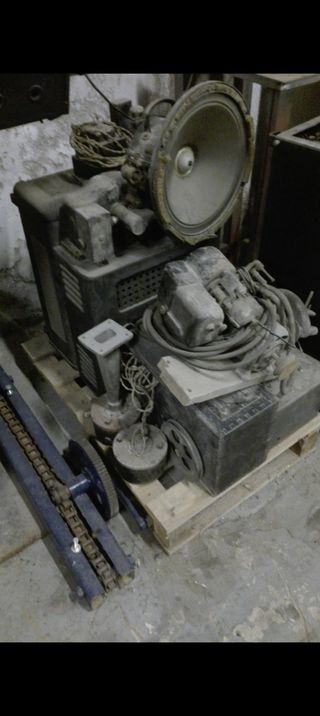 Proyector de cine antiguo