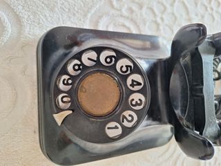 TELÉFONO BAQUELITA ANTIGUO