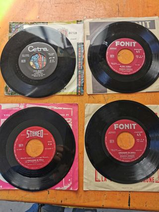 Vinili 45giri di Modugno, Villa, Caroson