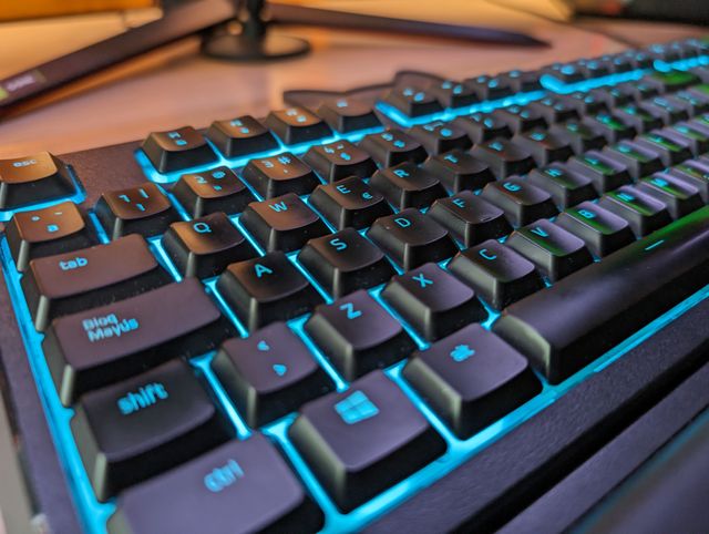 Teclado Razer Ornata Chroma