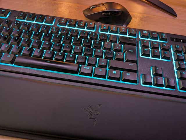Teclado Razer Ornata Chroma