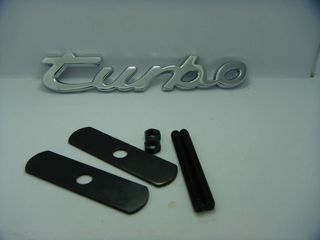 Emblema parrilla TURBO 