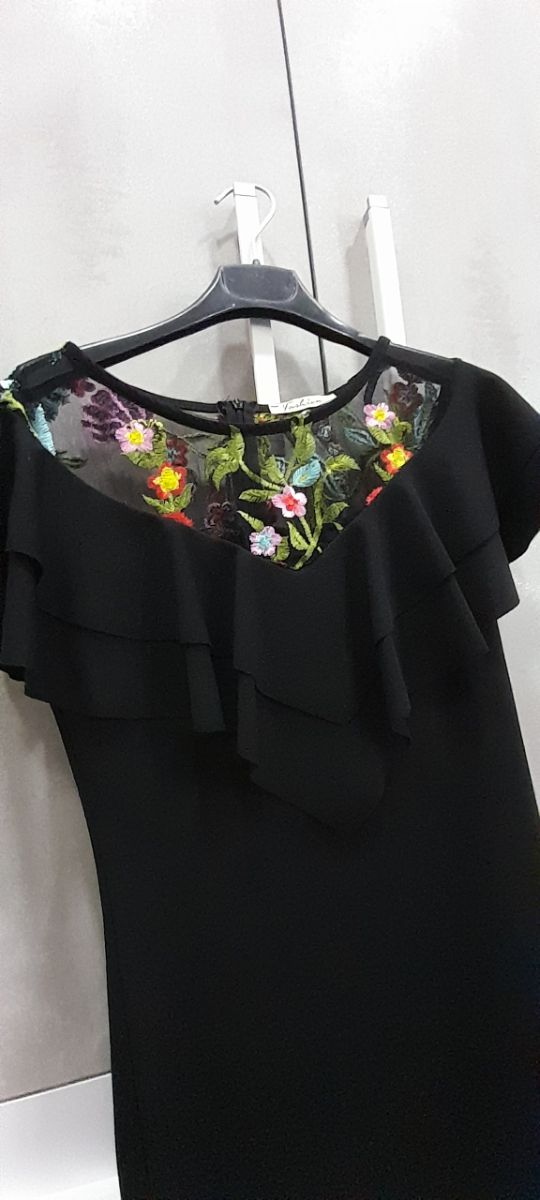 Abito elegante elasticizzato nero 