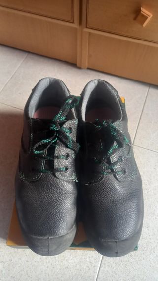 Zapatos de seguridad para el trabajo