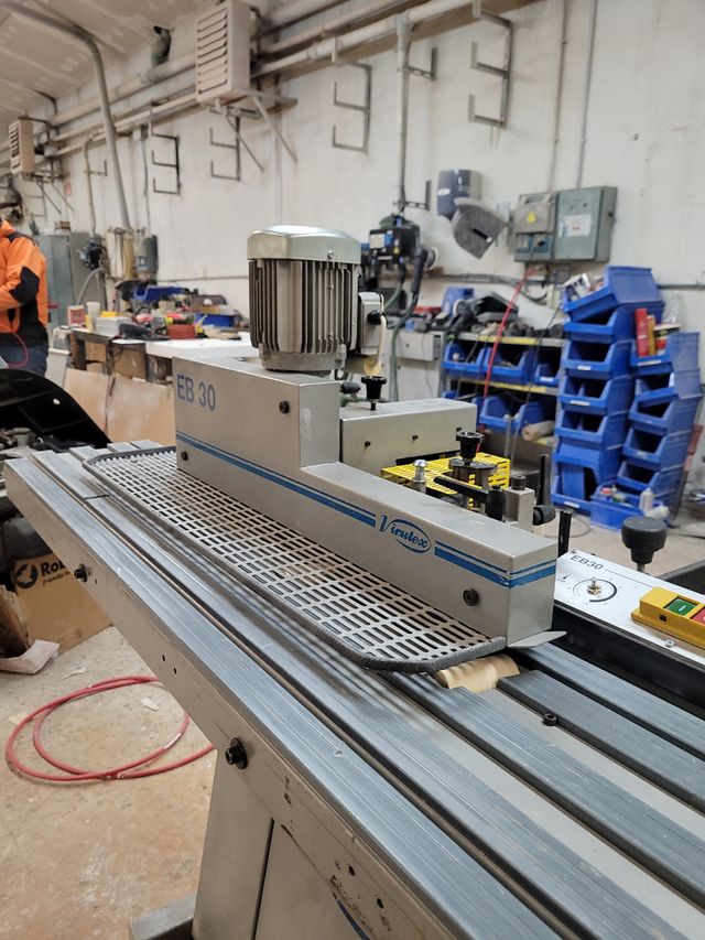 Aplacadora VIRUTEX EB 30