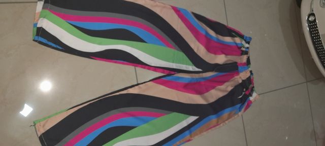 Pantalone casual estivo effetto raso