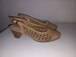 Zapatos tacon bajo