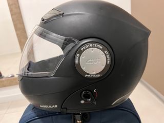 Casco Modular Givi HP5 X08.  talla XS.