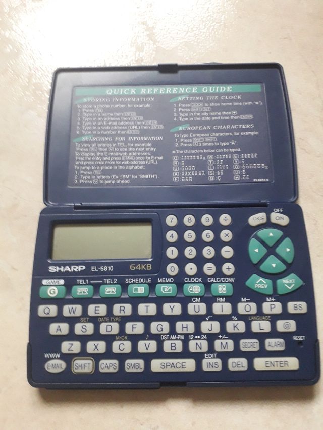 Calcolatrice elettronica Sharp el-6810 64k