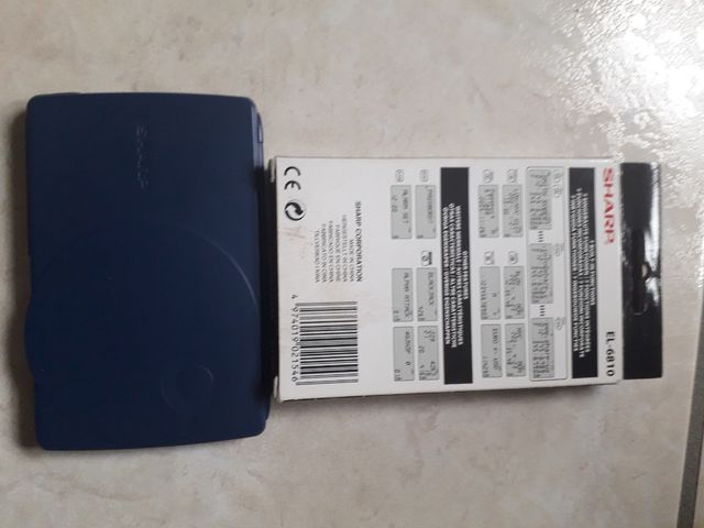 Calcolatrice elettronica Sharp el-6810 64k
