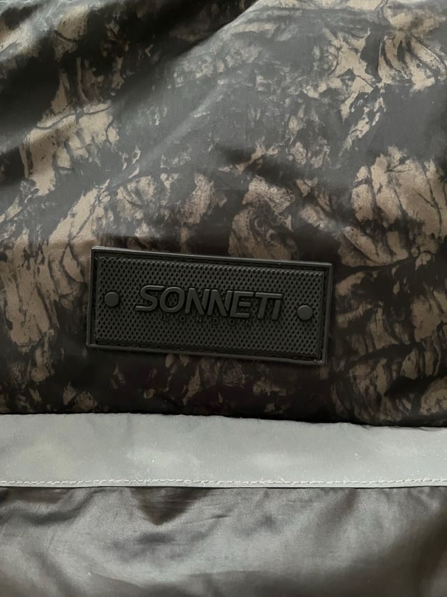 Anorak con capucha niño