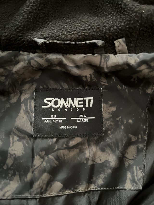 Anorak con capucha niño