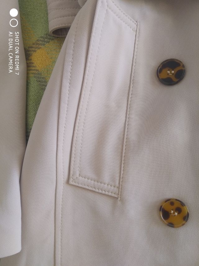 Abrigo entretiempo beige