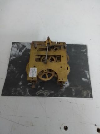 Máquina de reloj antiguo