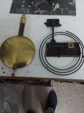 Máquina de reloj antiguo