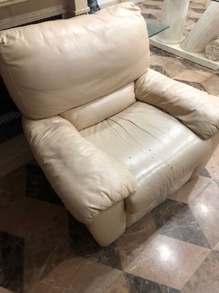 sofa cuero blanco Natuzzi