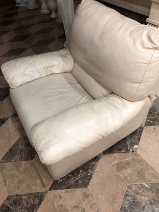 sofa cuero blanco Natuzzi