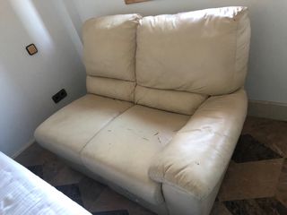 sofa cuero blanco Natuzzi