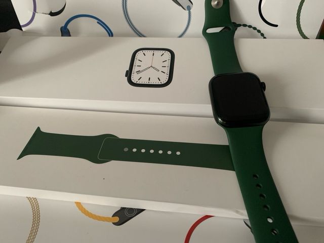 Apple Watch Series 7 Verde