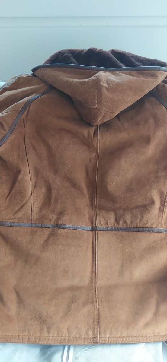 Chaquetón de cuero