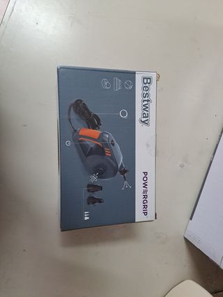 Pompa di gonfiaggio per salvagente