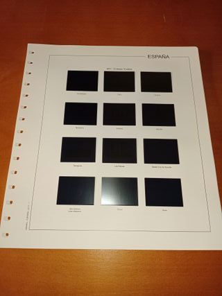 Hojas completas para sellos año 2017 con fundas.