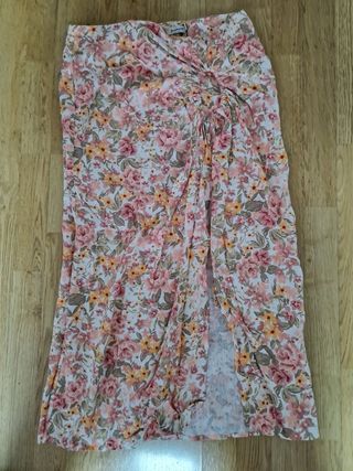 Falda de lino estampado flores Zara. A estrenar