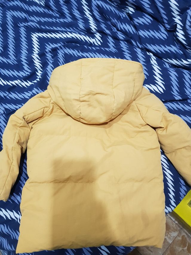Chaqueta unisex UNIQLO 3-4años