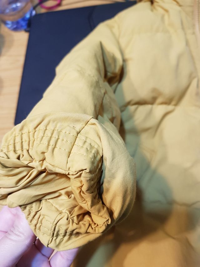 Chaqueta unisex UNIQLO 3-4años